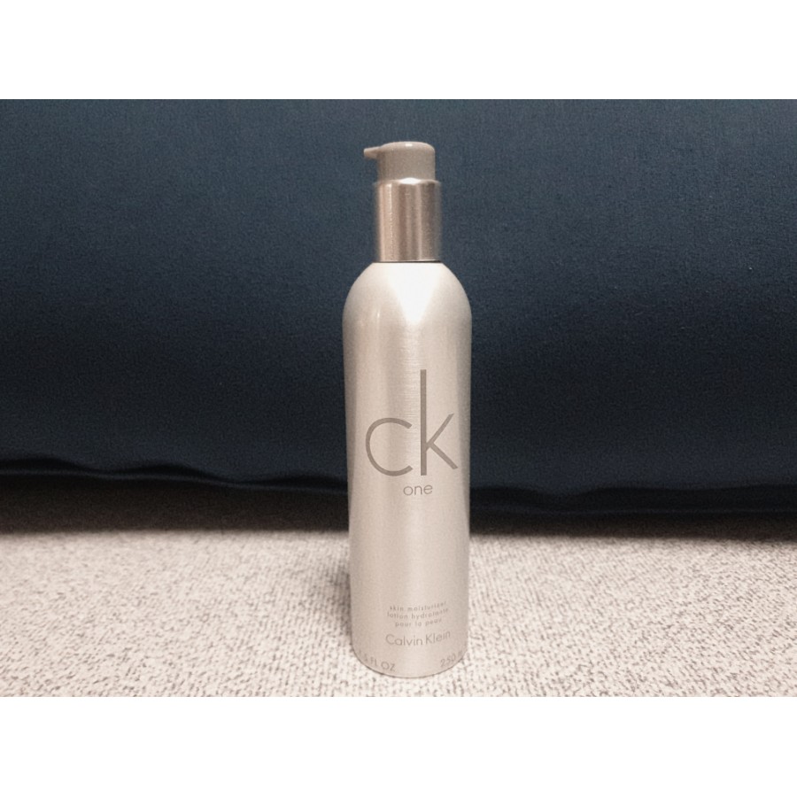 SỮA DƯỠNG THỂ CALVIN KLEIN CK ONE SKIN MOISTURIZER 250ML Mỹ Phẩm