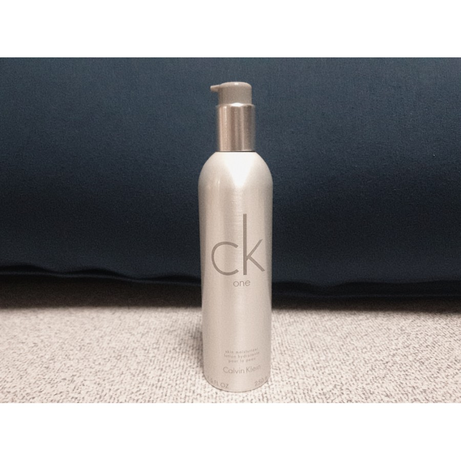 SỮA DƯỠNG THỂ CALVIN KLEIN CK ONE SKIN MOISTURIZER 250ML