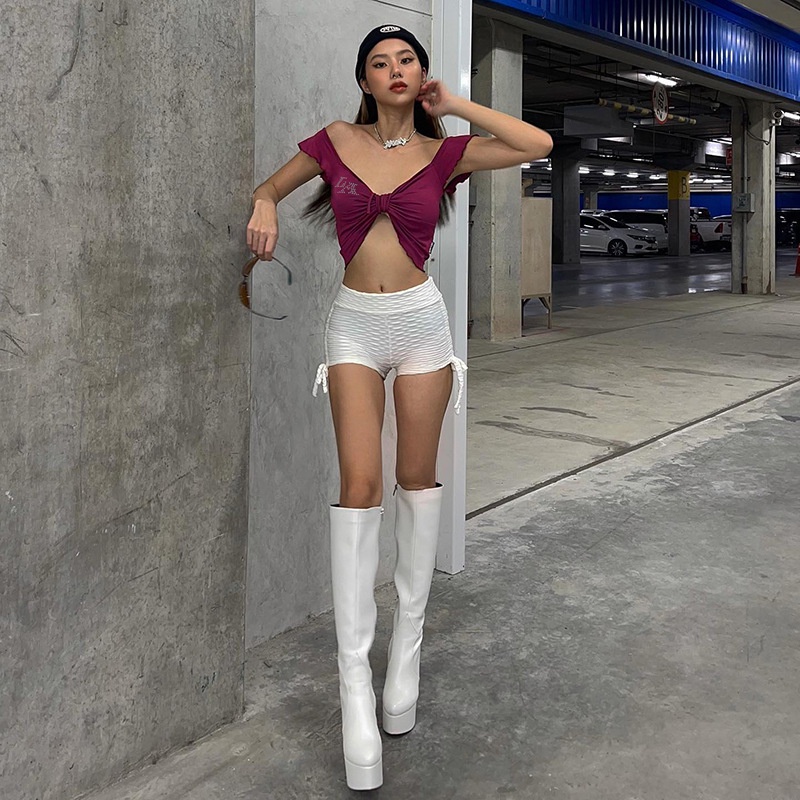 Áo Thun Cổ Vuông Hở Lưng Cột Dây Đính Đá Lấp Lánh Phong Cách Quyến Rũ