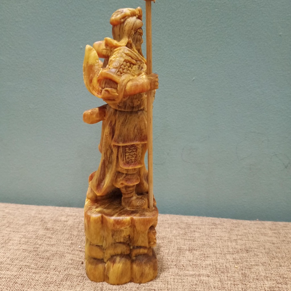 Quan công gỗ huyết long cao 20