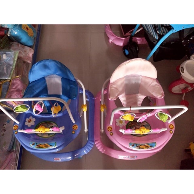 Xe tập đi AA1 cho bé có nhạc Song long. Khách liên hệ với shop để đc ưu đãi vc