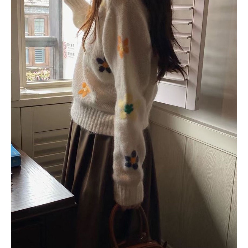 Áo Sweater Cổ Tròn Dáng Rộng Mềm Mại Phong Cách Hàn Quốc Cho Nữ