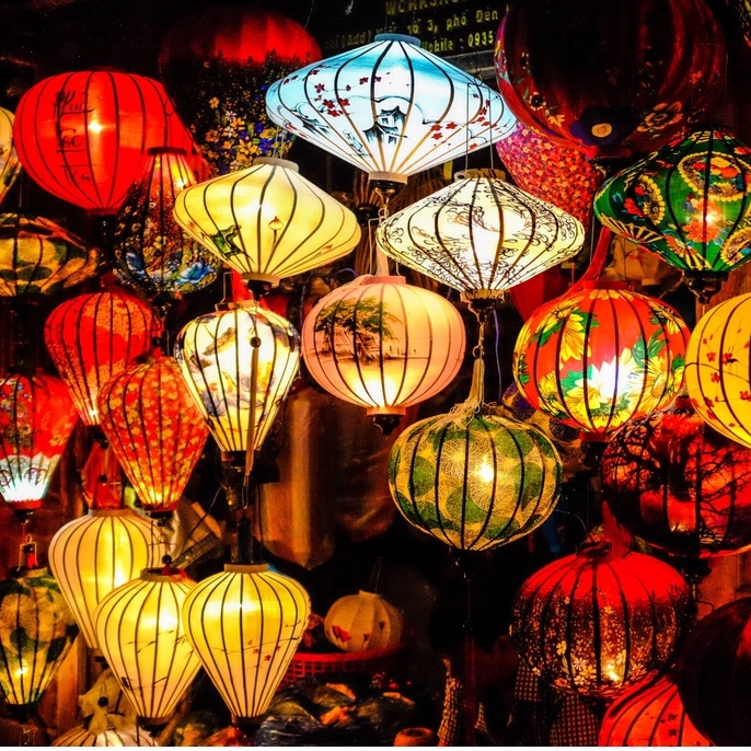 Đèn lồng Hội An trang trí