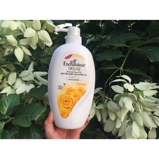 Sữa tắm Enchanteur Hương nước hoa Pháp dưỡng da 650 g