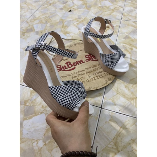Sandal đế xuồng 9p