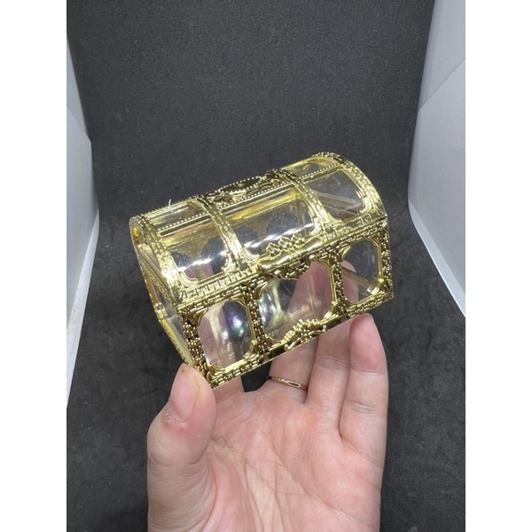 Hộp box đựng đá rương kho báu