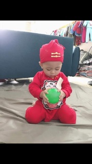 Body lợn thần tài cho bé