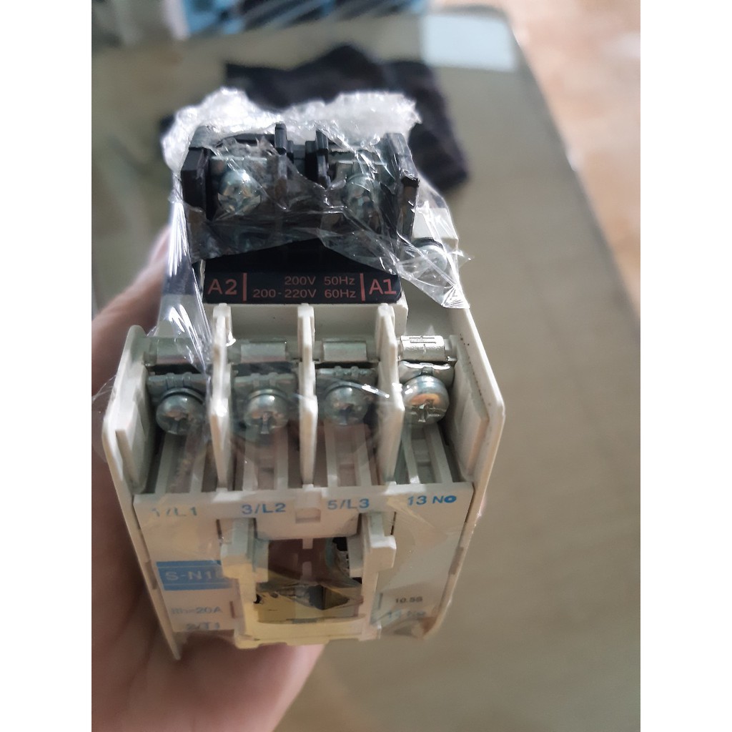 Khởi động từ 11A MITSUBISHI
