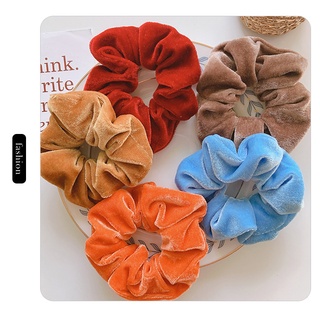 Cột tóc Scrunchie nhung mịn Tiểu thư kiêu sa