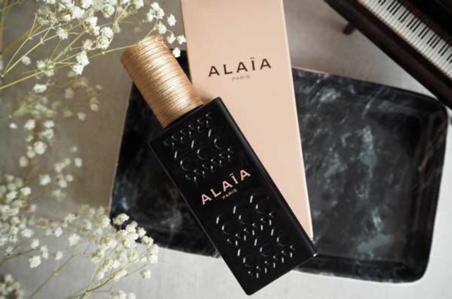 🐇 Mẫu thử Nước hoa Alaia Paris 10ml EDP Spray 🐇 (𝓕𝓻𝓮𝓮𝓼𝓱𝓲𝓹)