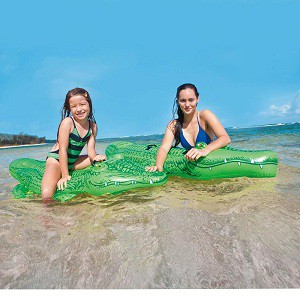 Phao bơi cá sấu to 58546 1, 2 bé có thể chơi đùa,