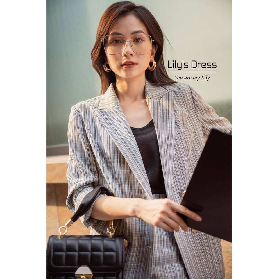 Set Blazer Caro + Chân Váy Caro ô xám by Lilie | BigBuy360 - bigbuy360.vn