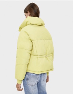 Áo phao Bershka