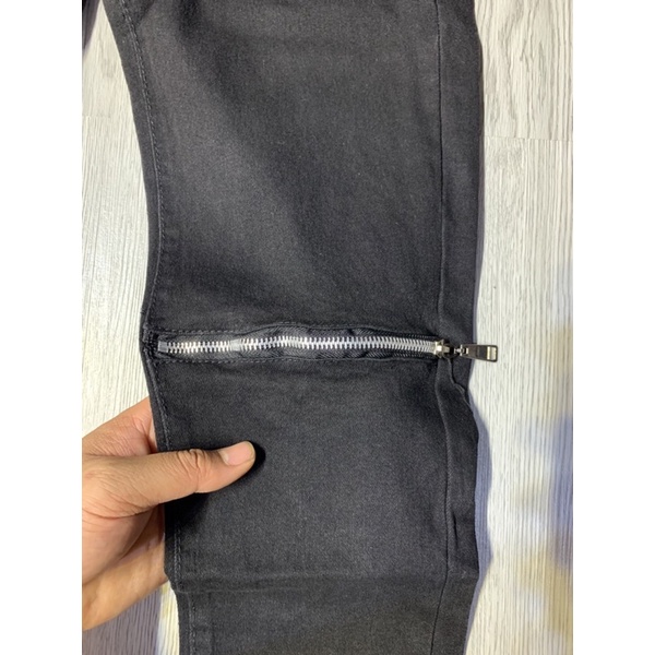 Quần jeans nam khoá gối , kiểu dáng slimfit