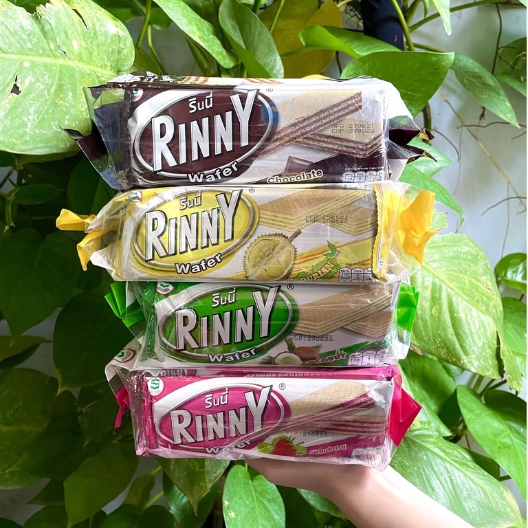 Bánh Xốp Thái Lan Rinny Dừa Coconut Wafer (Túi 12 gói x 34g)