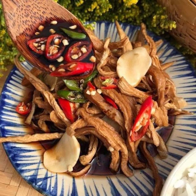 CỦ CẢI NGÂM NƯỚC TƯƠNG TỎI ỚT 500g