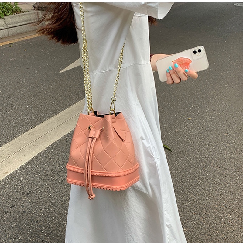 IELGY Túi Đeo Vai Dáng Xô Họa Tiết Hình Thoi Phong Cách Đường Phố Thời Trang Cho Nữ