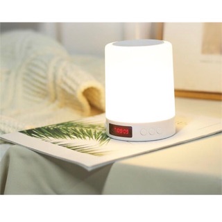 Đèn ngủ kèm loa bluetooth và đồng hồ báo thức