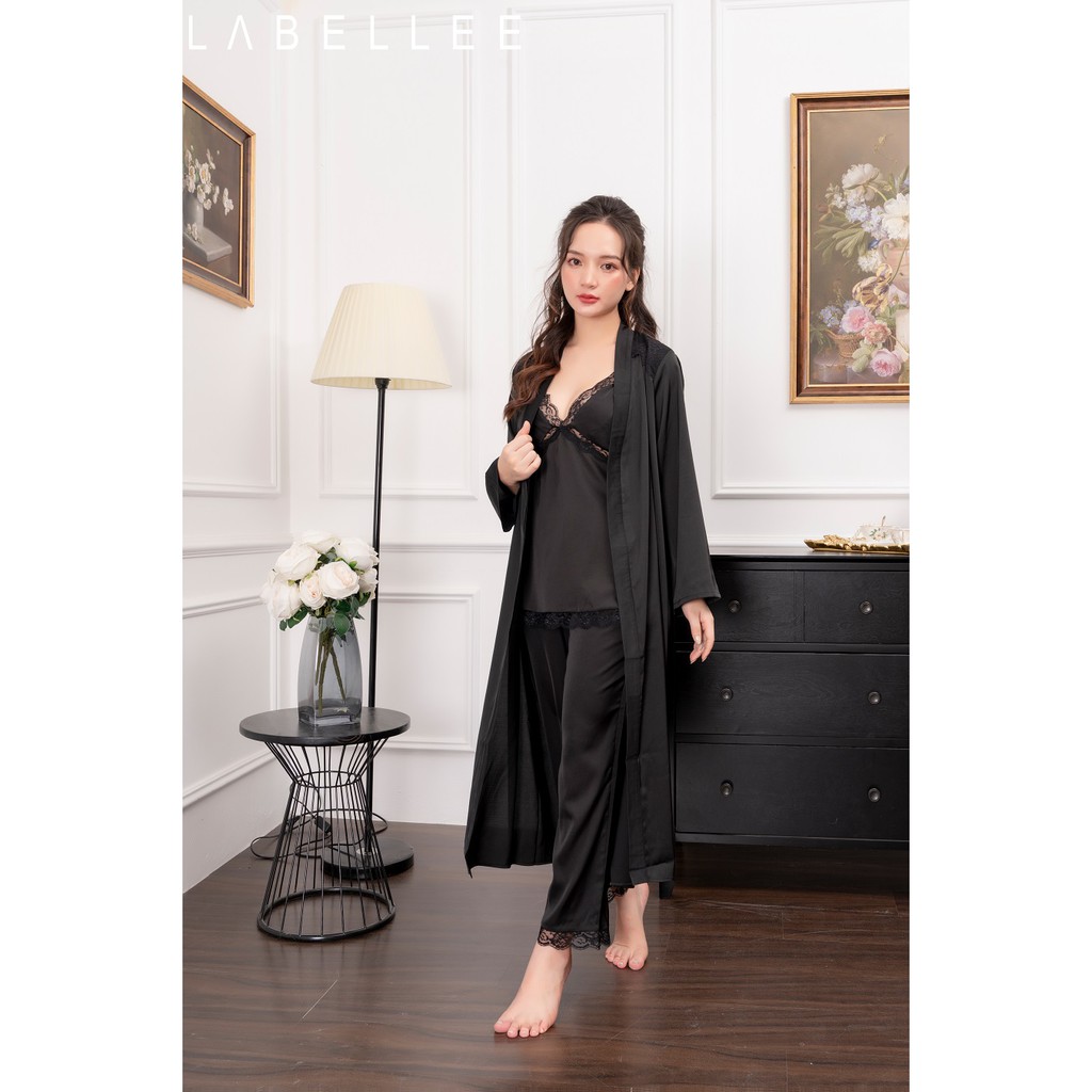 Áo choàng lụa dáng dài LABELLEE - ACLD01