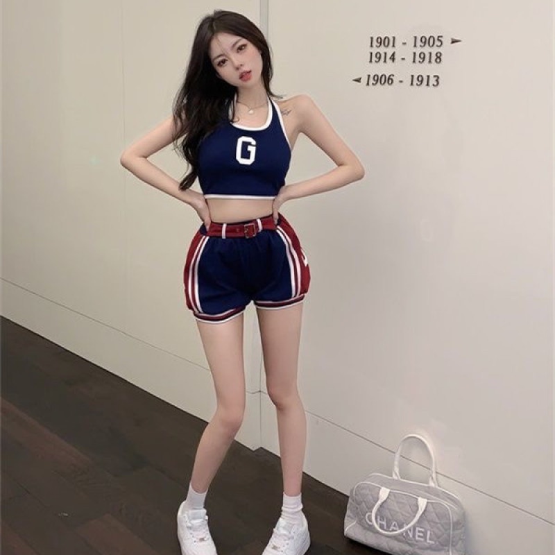 Bộ Đồ Thể Thao Áo Cổ Yếm Phối Quần Short Dáng Rộng Lưng Cao Thời Trang Mùa Hè Cho Nữ