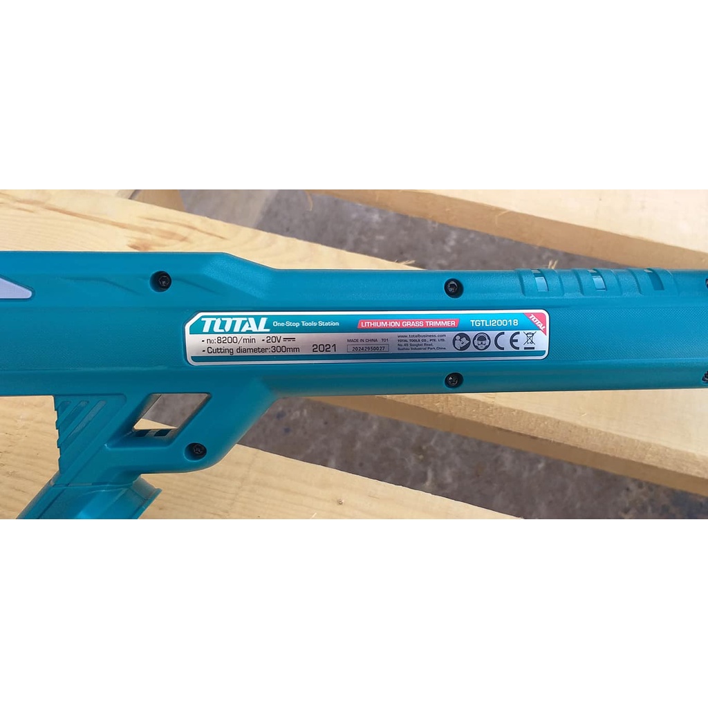 Máy cắt cỏ dùng pin Lithium Total 20V TGTLI20018 ( không kèm pin và sạc )