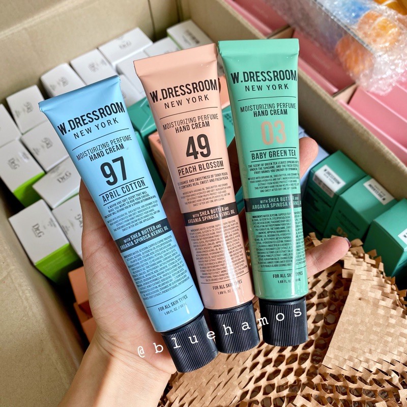 Kem dưỡng da tay W.dressroom moisturizing perfumed hand cream