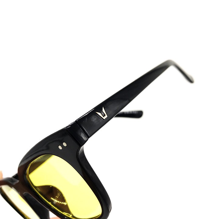 Kính Thời Trang V Nhiều Màu Mắt Vuông Khung Nhựa Đen Bóng Sang Trọng | BigBuy360 - bigbuy360.vn