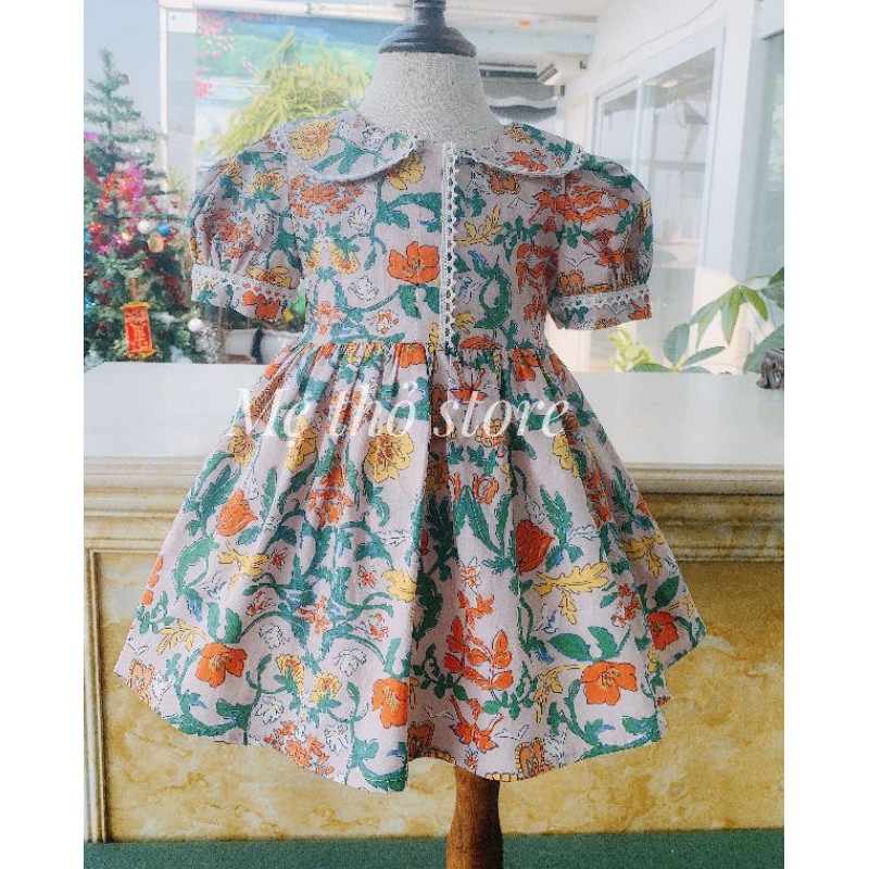 Váy thiết kế vintage với họa tiết cổ điển dành cho bé