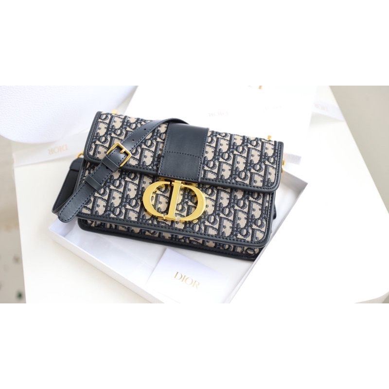 Túi xách Spsl Sz 24cm mũvà hàng Fullbox nam châm nguyên seal kèm bill,ruy băng + giấy nến