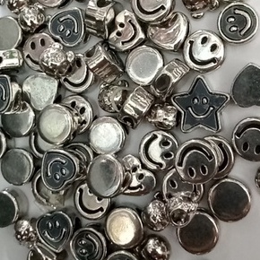 gói 1-2-5 charm xỏ mặt cười các kiểu có lỗ xỏ 3-5mm