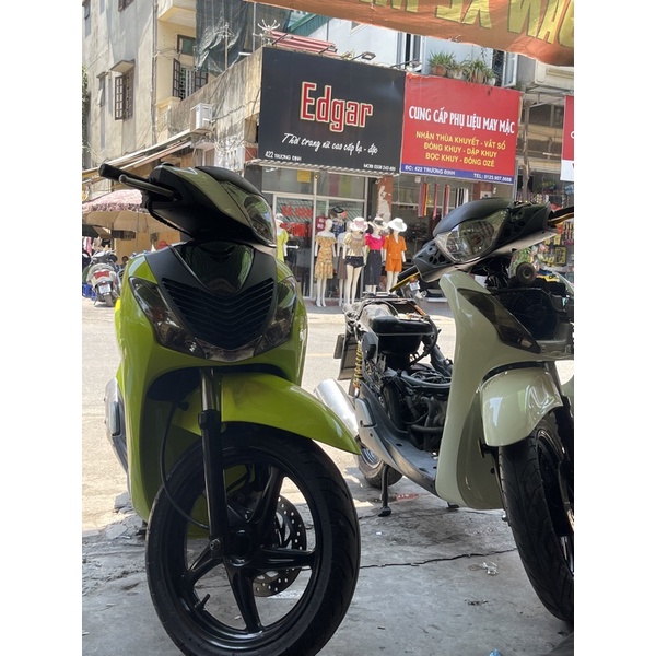 Decal màu đen khói chuyên dán đèn ô tô, xe máy, dán kính...