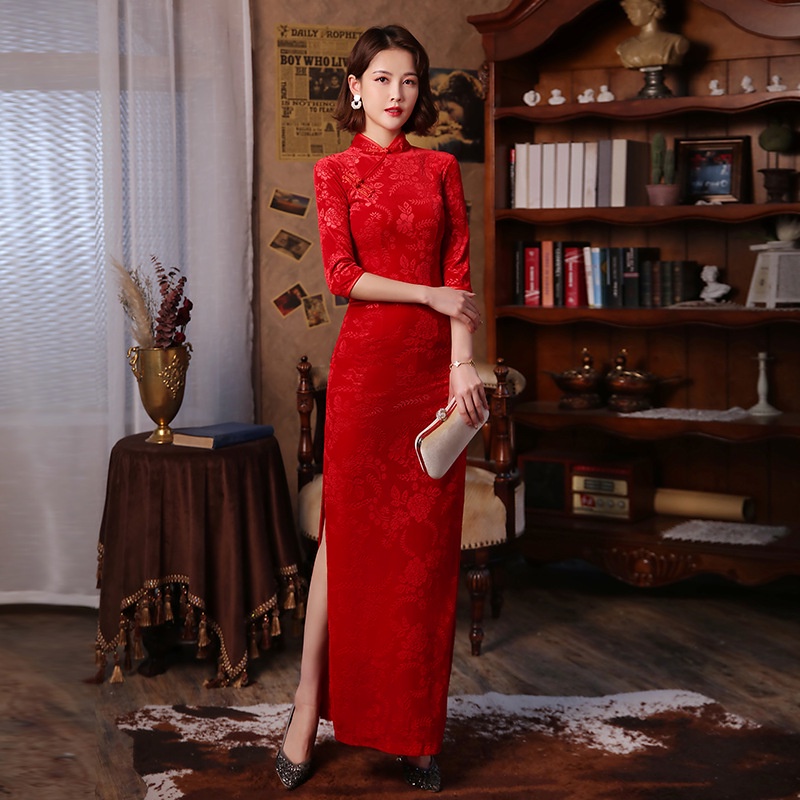 Sườn xám ôm dáng phong cách Trung Hoa thời trang