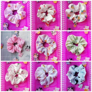 Cột tóc,scrunchies có charm đính kèm