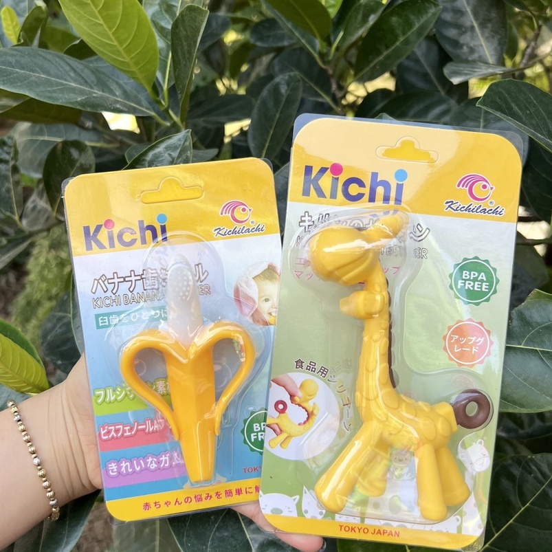 Gặm nướu cho bé silicon hình hươu, chuối &amp; bàn chải 2 trong 1 Kichilachi