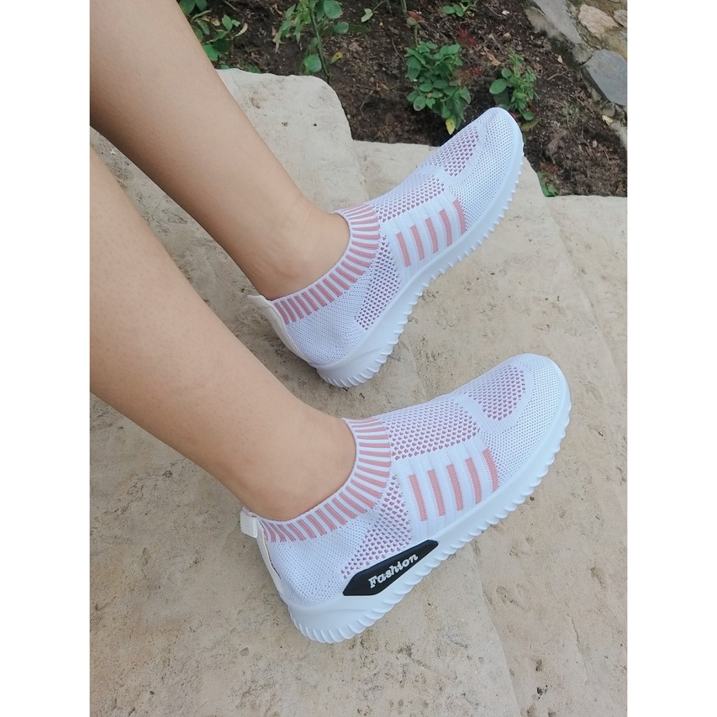 Giày xỏ slip on thể thao nữ C5