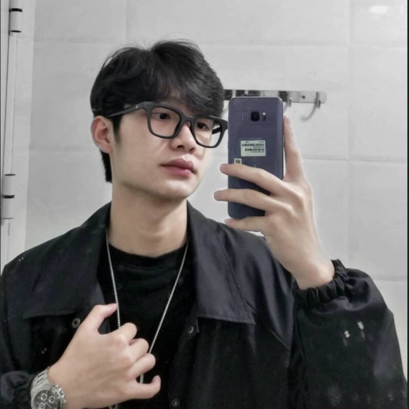 KÍNH VUÔNG V NHỎ