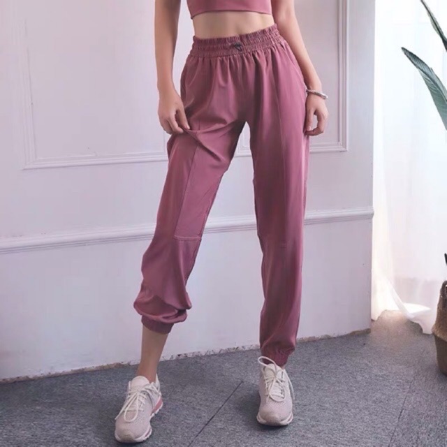 GIẢM GIÁ! Quần jogger tập gym yoga quần hồng thể thao năng động quần bó cổ chân