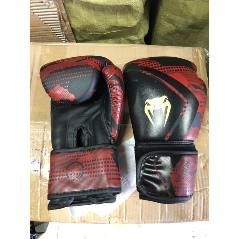 Găng tay boxing VENUM 117 cao cấp