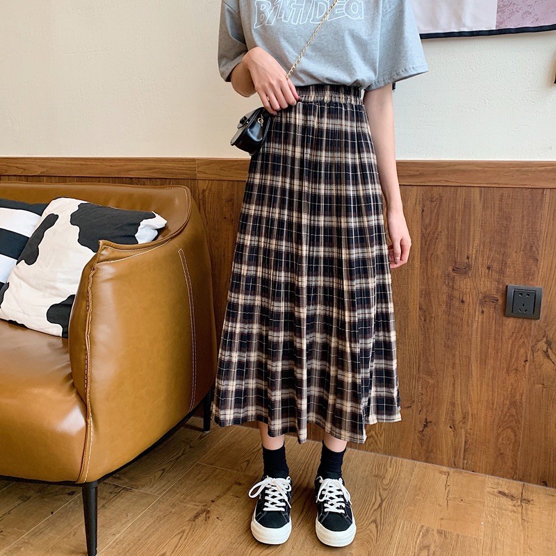 (Sẵn) Chân váy caro xếp li dáng dài midi cạp chun co giãn màu đỏ tím | BigBuy360 - bigbuy360.vn