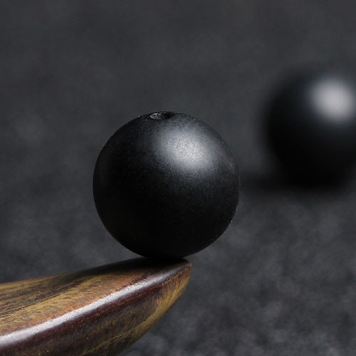 Chuỗi Hạt Đá Mã Não Đen Tự Nhiên 4A
