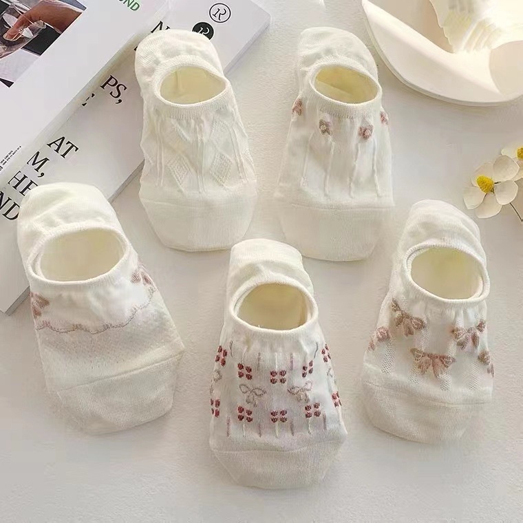 [2] Nhiều Set 5 đôi tất nhiều màu mang giày nhiều kiểu dáng dễ thương