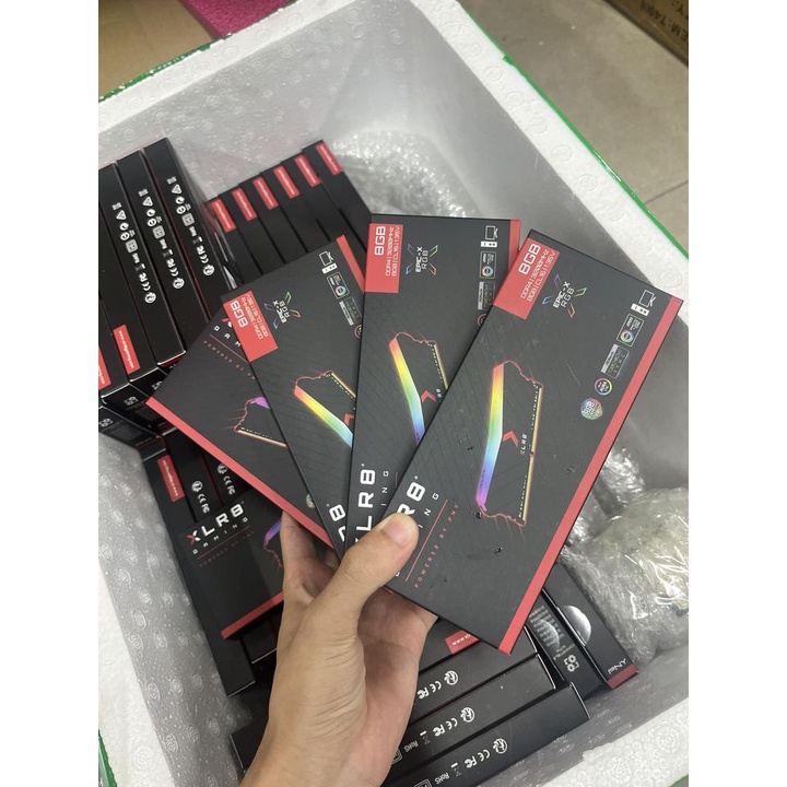 Ram PNY XLR8 Gaming RGB 8GB  DDR4 3200MHz - Bảo Hành 36 Tháng