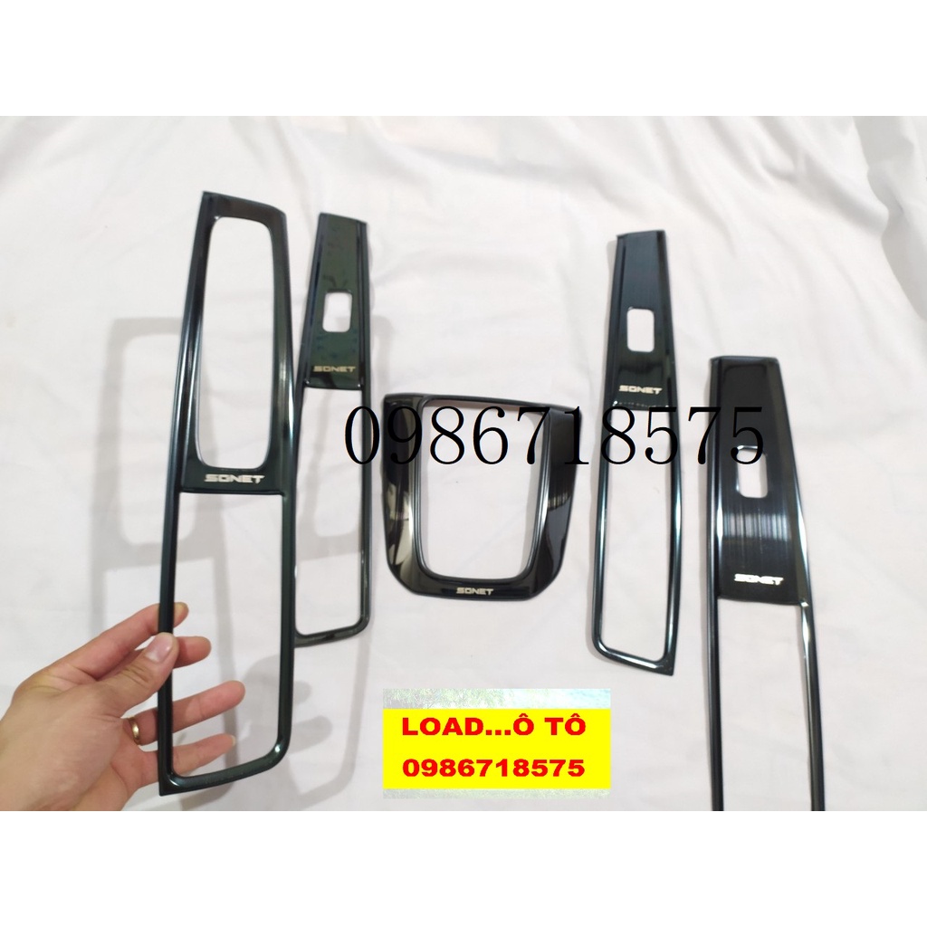 Ốp Nội Thất Xe KIA Sonet 2022-2024 Mẫu Titan, Carbon Cao Cấp Nhất Thị Trường