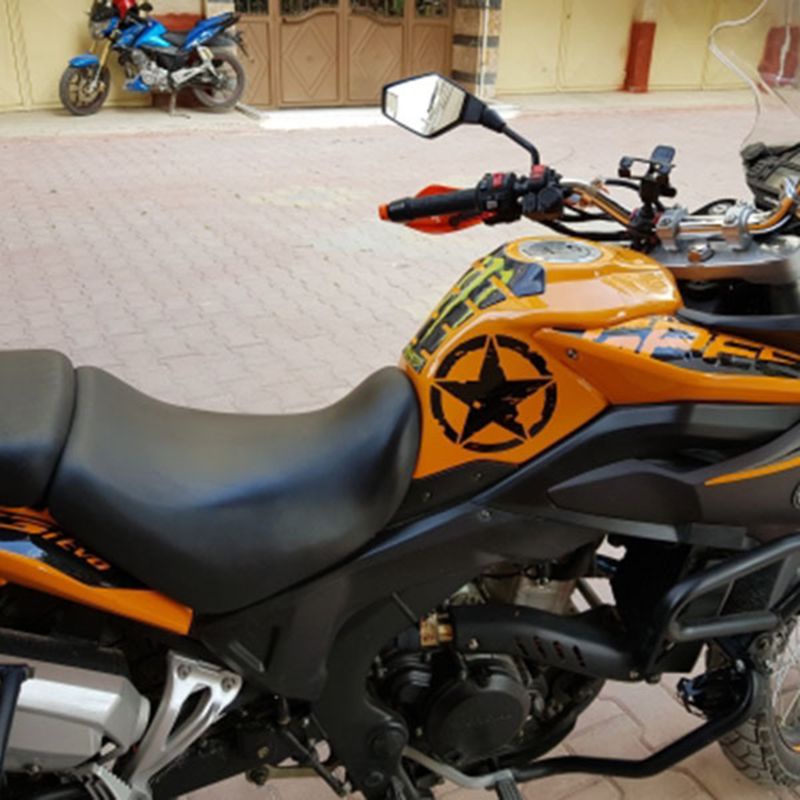 Miếng Dán Trang Trí Cửa Sổ Xe Hơi Hình Ngôi Sao Sáng Tạo
