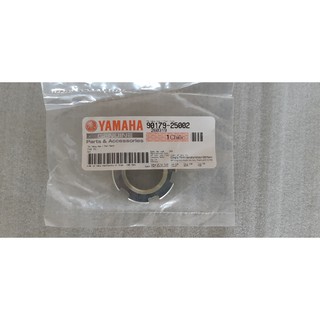 Ốc tán cổ Yamaha