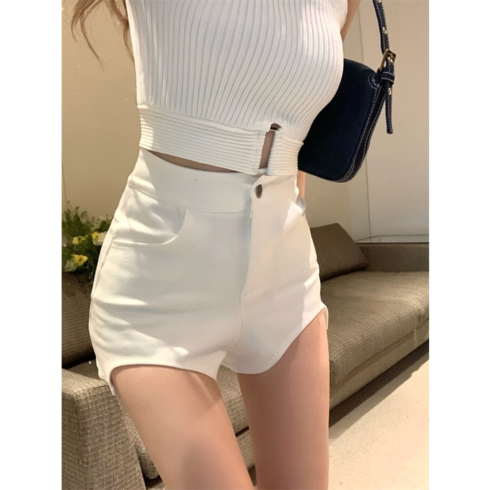 QKOOLE  Áo Lửng Cổ Yếm Đan Dây Lưng Thời Trang Nữ