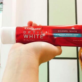 Kem đánh răng Colgate