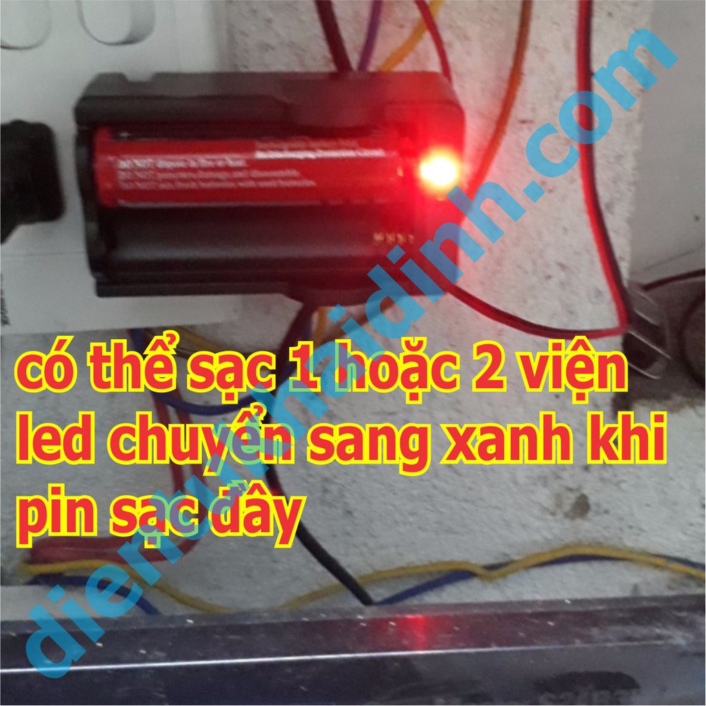 DOCK SẠC, cục sạc pin 3.7V 18650 2 viên Chân cắm liền kde3121