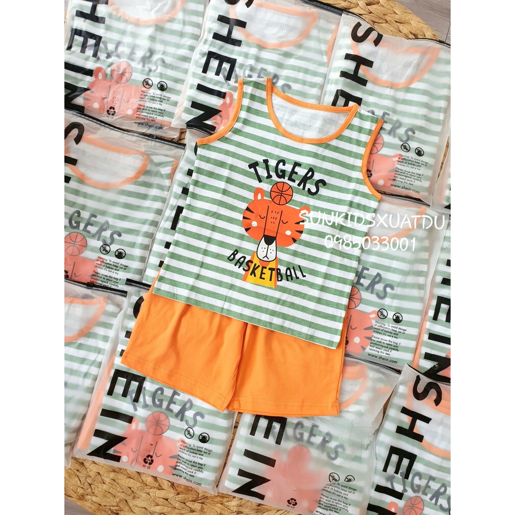 Bộ MV bé trai sat lách mặt hổ kẻ xanh