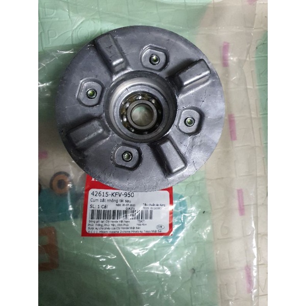 Cụm bắt nhông tải sau xe Dream